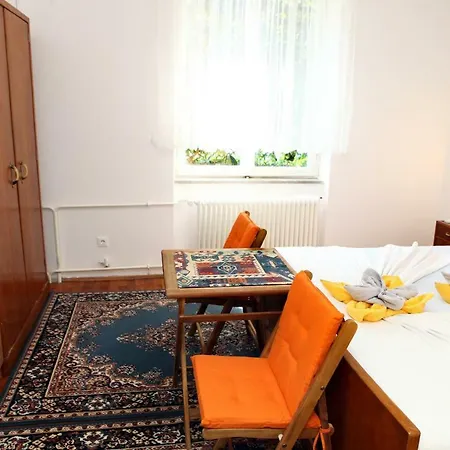 Your In Tm Πορτορόζ